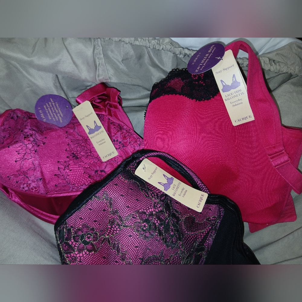 3 Lace Lingerie Bra Bundlle